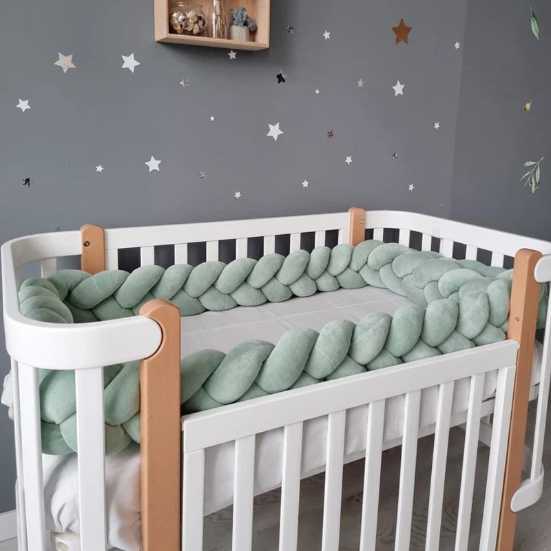 SnugBraid™ – Zachte Gevlochten Ledikantbumper - LittleWonders
